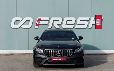 Mercedes-Benz E-Класс, 2018 год, 2 649 000 рублей, 3 фотография