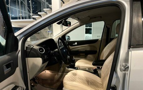 Ford Focus II рестайлинг, 2006 год, 410 000 рублей, 15 фотография