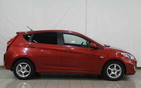 Hyundai Solaris II рестайлинг, 2012 год, 890 000 рублей, 9 фотография
