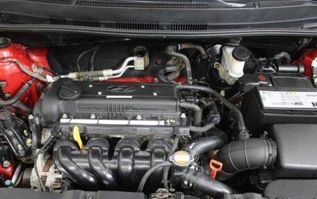 Hyundai Solaris II рестайлинг, 2012 год, 890 000 рублей, 16 фотография