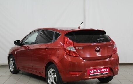 Hyundai Solaris II рестайлинг, 2012 год, 890 000 рублей, 12 фотография