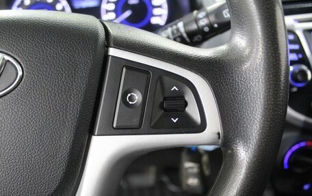 Hyundai Solaris II рестайлинг, 2012 год, 890 000 рублей, 21 фотография