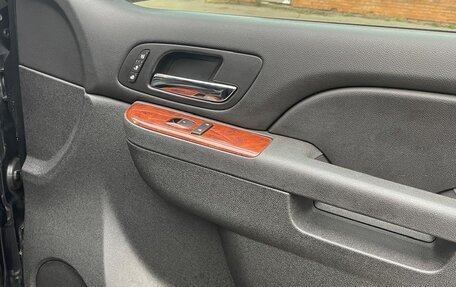 Chevrolet Tahoe III, 2012 год, 1 800 000 рублей, 12 фотография