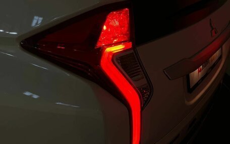 Mitsubishi Pajero Sport III рестайлинг, 2018 год, 2 450 000 рублей, 30 фотография