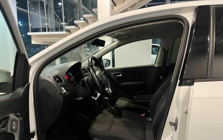 Volkswagen Polo VI (EU Market), 2012 год, 995 000 рублей, 14 фотография