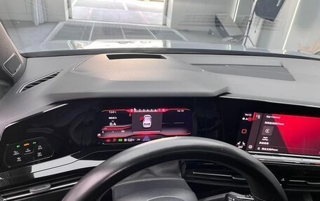 Volkswagen Golf VIII, 2022 год, 1 455 000 рублей, 10 фотография