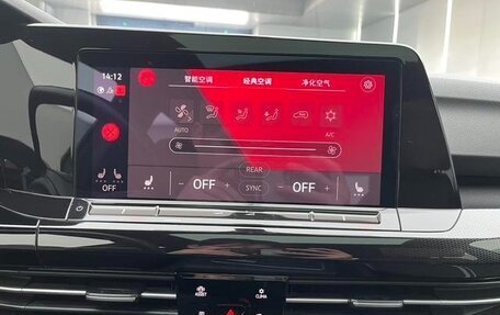 Volkswagen Golf VIII, 2022 год, 1 455 000 рублей, 11 фотография