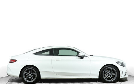 Mercedes-Benz C-Класс, 2018 год, 3 460 000 рублей, 4 фотография