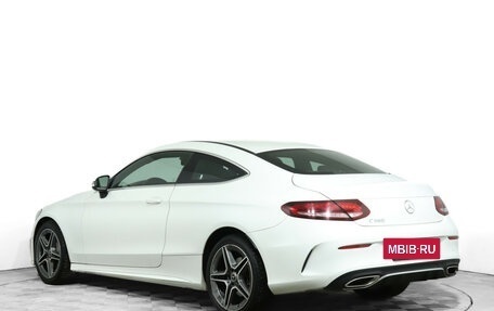 Mercedes-Benz C-Класс, 2018 год, 3 460 000 рублей, 7 фотография