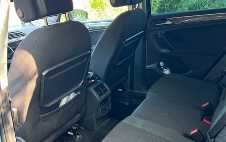 Volkswagen Tiguan II, 2019 год, 2 000 000 рублей, 7 фотография