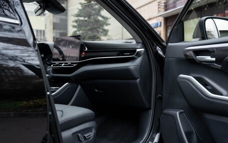 Toyota Highlander, 2025 год, 5 750 000 рублей, 24 фотография