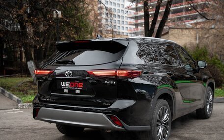 Toyota Highlander, 2025 год, 5 750 000 рублей, 38 фотография