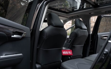 Toyota Highlander, 2025 год, 5 750 000 рублей, 31 фотография