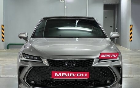 Toyota Avalon, 2022 год, 3 675 000 рублей, 2 фотография