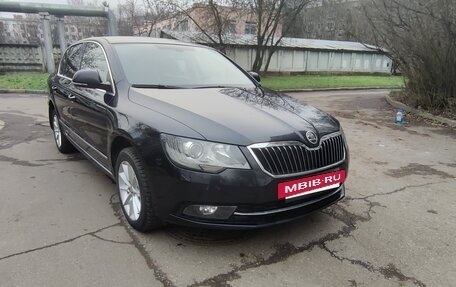 Skoda Superb III рестайлинг, 2014 год, 1 400 000 рублей, 13 фотография