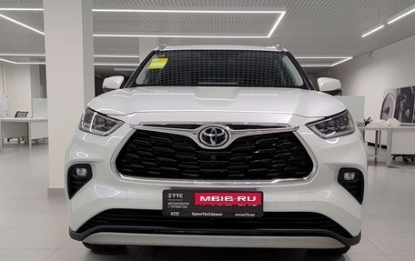 Toyota Highlander, 2025 год, 6 030 000 рублей, 2 фотография