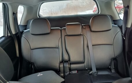 Mitsubishi Outlander III рестайлинг 3, 2010 год, 1 250 000 рублей, 13 фотография