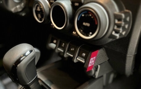 Suzuki Jimny, 2025 год, 3 850 000 рублей, 21 фотография