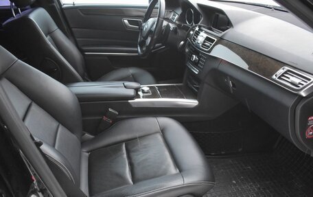 Mercedes-Benz E-Класс, 2013 год, 1 697 000 рублей, 10 фотография