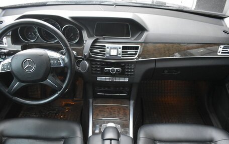 Mercedes-Benz E-Класс, 2013 год, 1 697 000 рублей, 12 фотография