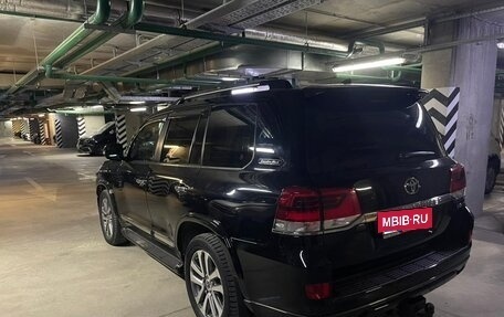 Toyota Land Cruiser 200, 2017 год, 8 499 999 рублей, 8 фотография