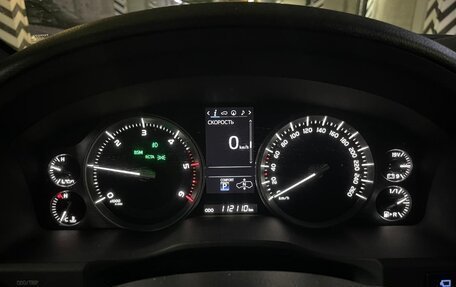 Toyota Land Cruiser 200, 2017 год, 8 499 999 рублей, 19 фотография