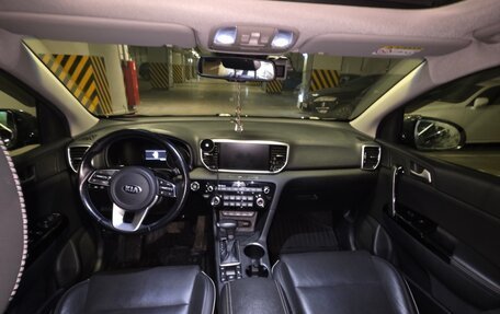 KIA Sportage IV рестайлинг, 2018 год, 2 800 000 рублей, 5 фотография
