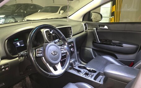 KIA Sportage IV рестайлинг, 2018 год, 2 800 000 рублей, 8 фотография