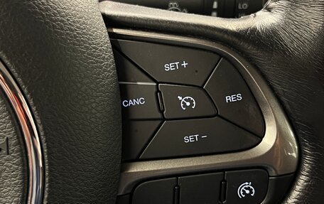 Jeep Renegade I рестайлинг, 2018 год, 1 999 000 рублей, 15 фотография