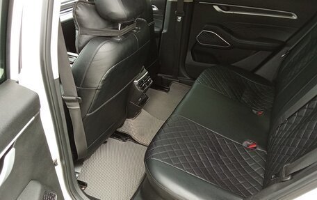 Geely Emgrand, 2024 год, 2 000 000 рублей, 8 фотография