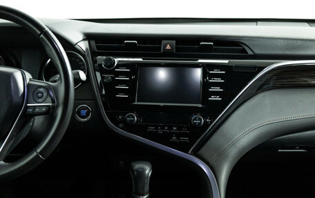 Toyota Camry, 2018 год, 2 799 898 рублей, 13 фотография
