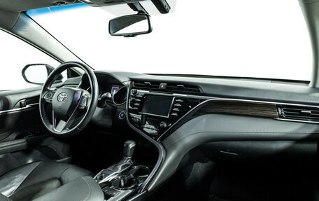 Toyota Camry, 2018 год, 2 799 898 рублей, 9 фотография