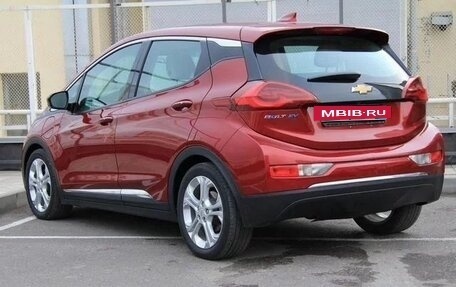 Chevrolet Bolt, 2017 год, 1 950 000 рублей, 7 фотография