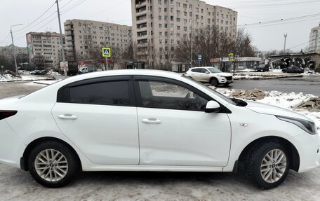 KIA Rio IV, 2019 год, 1 060 000 рублей, 4 фотография