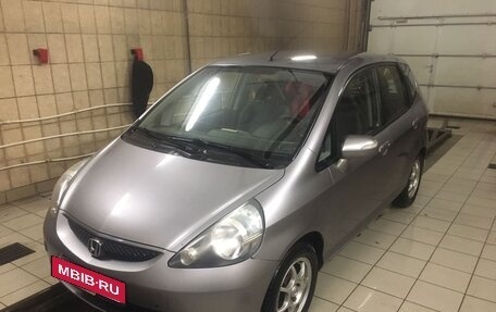 Honda Jazz I рестайлинг, 2006 год, 650 000 рублей, 3 фотография