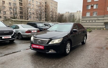 Toyota Camry, 2014 год, 1 770 000 рублей, 2 фотография