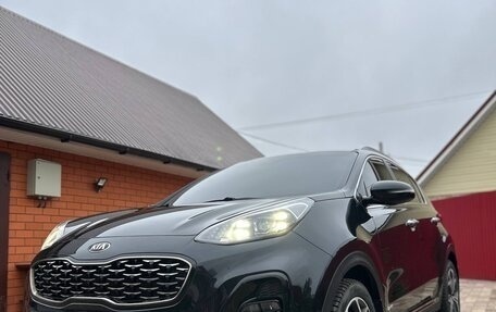 KIA Sportage IV рестайлинг, 2020 год, 2 600 000 рублей, 7 фотография