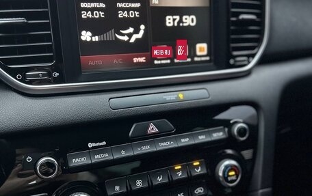 KIA Sportage IV рестайлинг, 2020 год, 2 600 000 рублей, 14 фотография