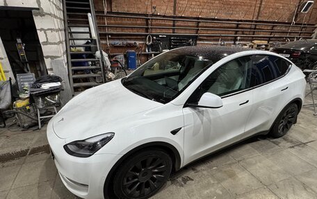 Tesla Model Y I, 2021 год, 5 000 000 рублей, 1 фотография