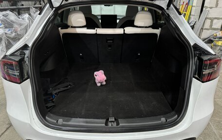 Tesla Model Y I, 2021 год, 5 000 000 рублей, 4 фотография