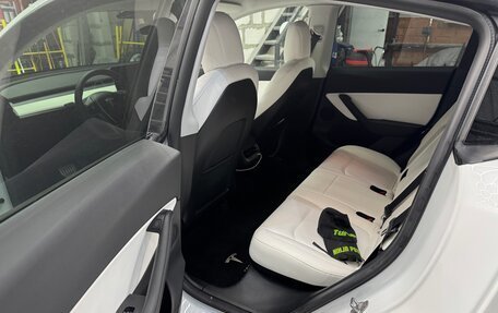 Tesla Model Y I, 2021 год, 5 000 000 рублей, 12 фотография