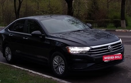 Volkswagen Jetta VII, 2019 год, 1 860 000 рублей, 6 фотография