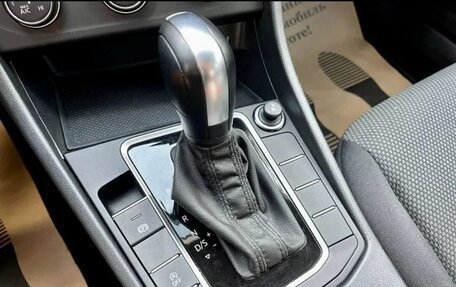 Volkswagen Jetta VII, 2019 год, 1 860 000 рублей, 10 фотография