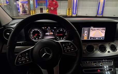 Mercedes-Benz E-Класс, 2020 год, 1 790 000 рублей, 7 фотография