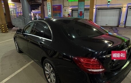 Mercedes-Benz E-Класс, 2020 год, 1 790 000 рублей, 4 фотография