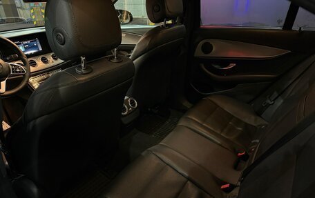 Mercedes-Benz E-Класс, 2020 год, 1 790 000 рублей, 9 фотография