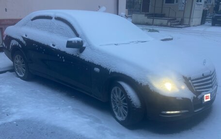 Mercedes-Benz E-Класс, 2011 год, 1 600 000 рублей, 3 фотография