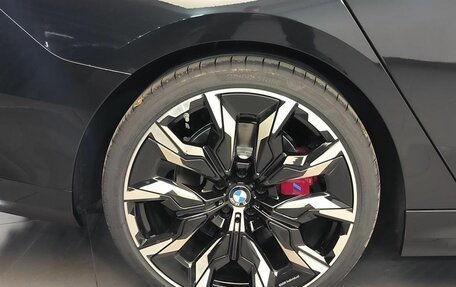 BMW 5 серия, 2025 год, 11 970 000 рублей, 26 фотография