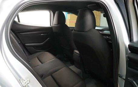 Mazda 3, 2020 год, 1 909 000 рублей, 11 фотография