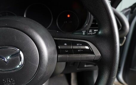 Mazda 3, 2020 год, 1 909 000 рублей, 24 фотография